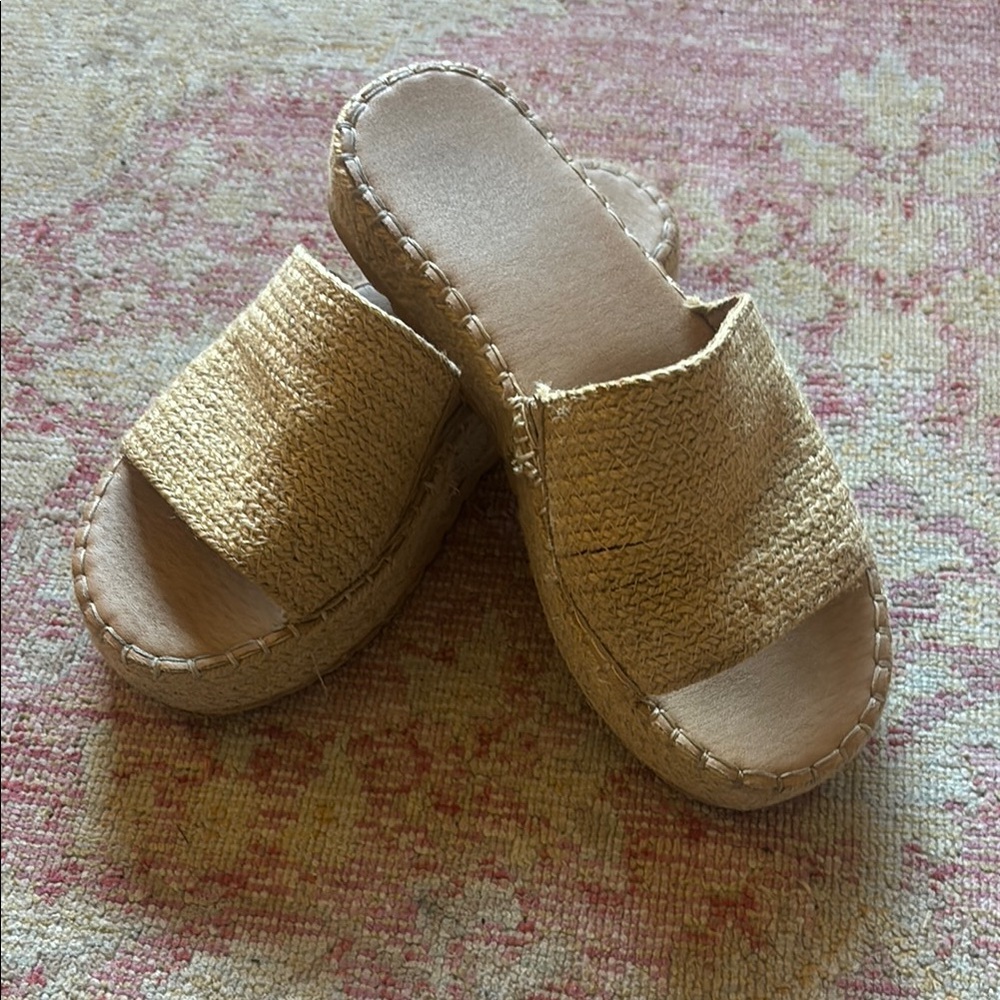 Women's Tan Woven Slide Sandals